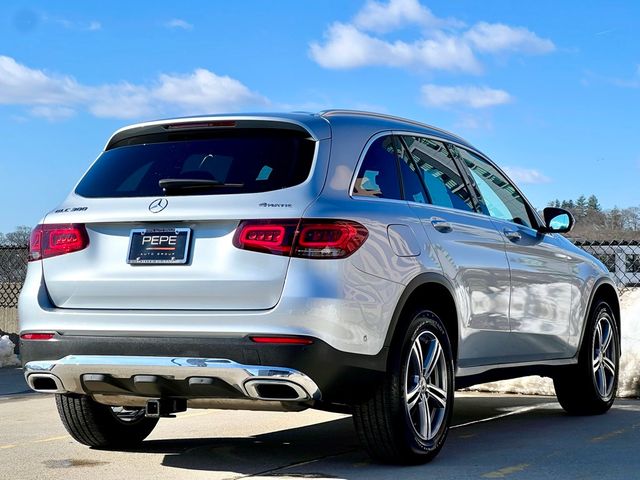 2022 Mercedes-Benz GLC 300