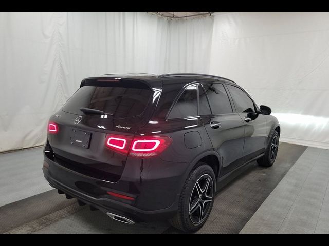 2022 Mercedes-Benz GLC 300