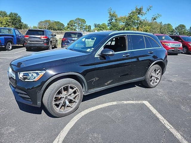 2022 Mercedes-Benz GLC 300