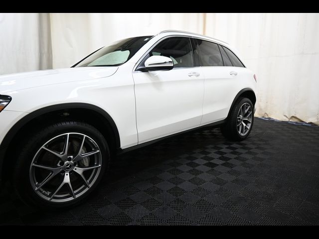 2022 Mercedes-Benz GLC 300