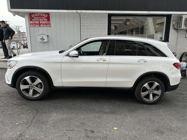 2022 Mercedes-Benz GLC 300