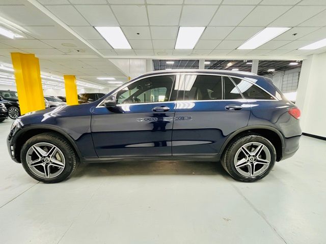 2022 Mercedes-Benz GLC 300