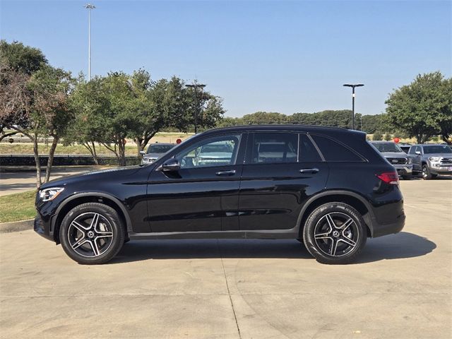 2022 Mercedes-Benz GLC 300