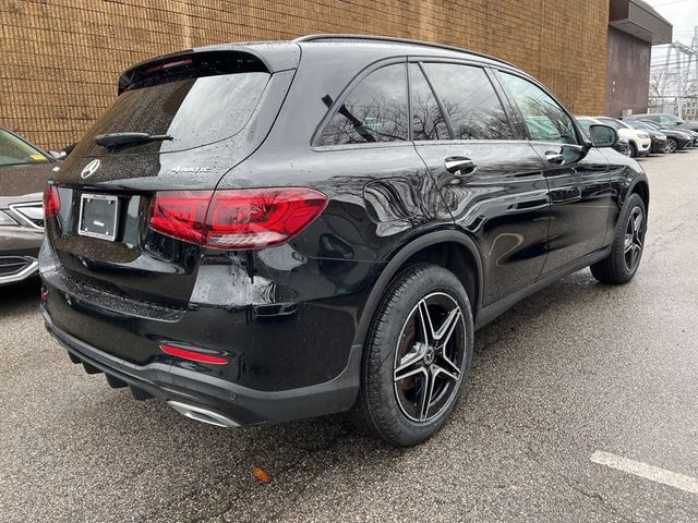 2022 Mercedes-Benz GLC 300