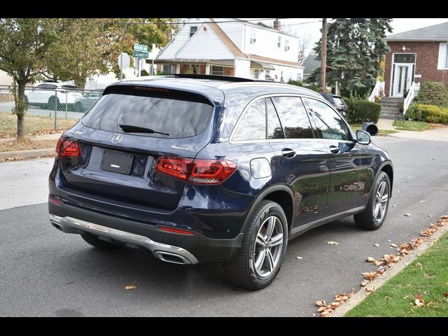 2022 Mercedes-Benz GLC 300