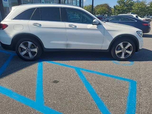 2022 Mercedes-Benz GLC 300