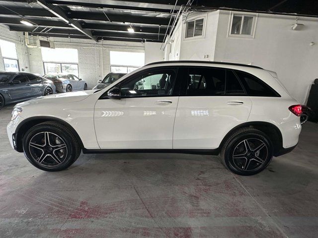 2022 Mercedes-Benz GLC 300