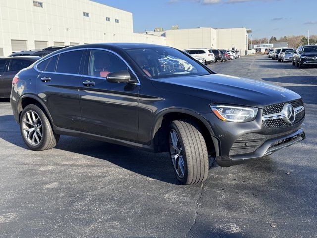 2022 Mercedes-Benz GLC 300