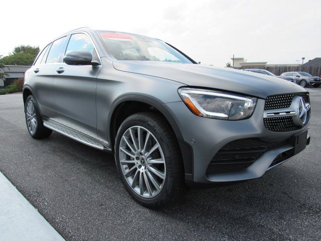 2022 Mercedes-Benz GLC 300