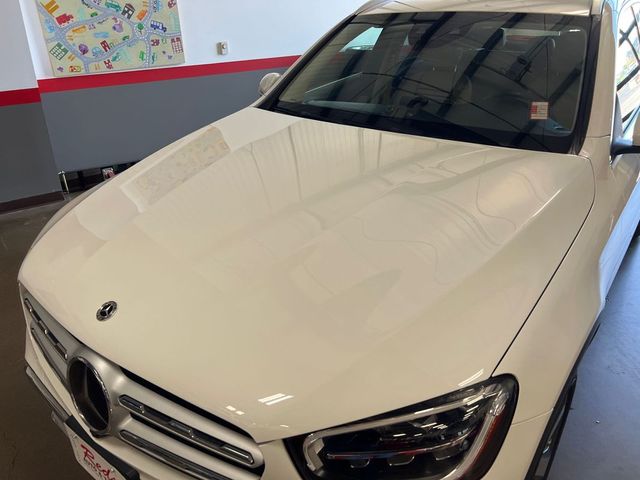 2022 Mercedes-Benz GLC 300