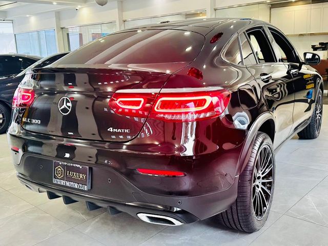 2022 Mercedes-Benz GLC 300