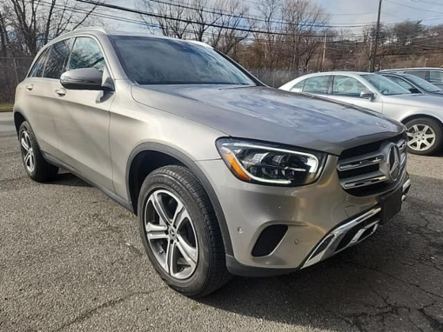 2022 Mercedes-Benz GLC 300