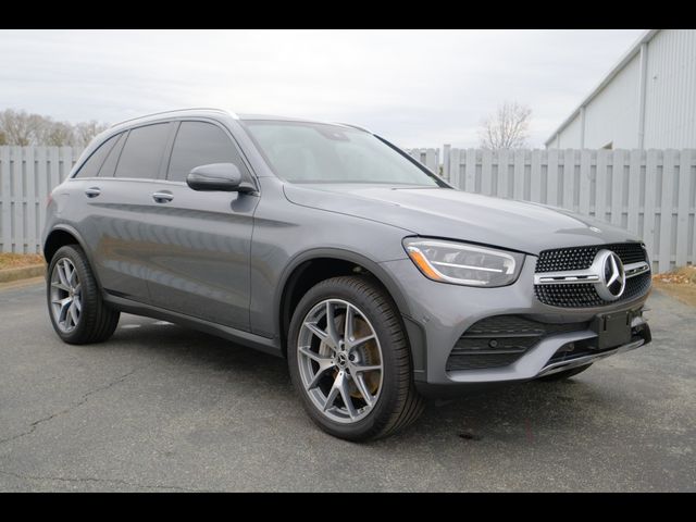 2022 Mercedes-Benz GLC 300