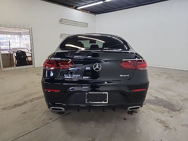 2022 Mercedes-Benz GLC 300