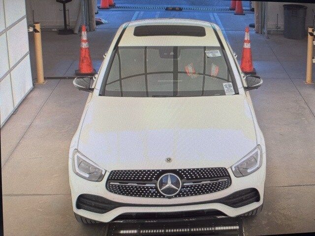 2022 Mercedes-Benz GLC 300