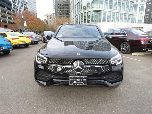 2022 Mercedes-Benz GLC 300