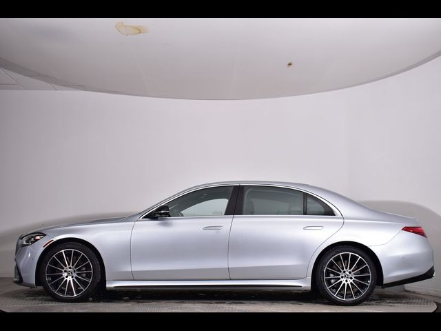 2022 Mercedes-Benz S-Class 580