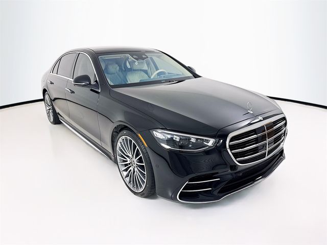 2022 Mercedes-Benz S-Class 580