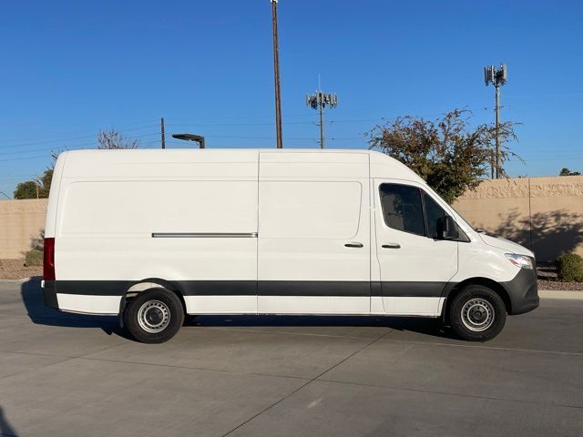 2022 Mercedes-Benz Sprinter Base