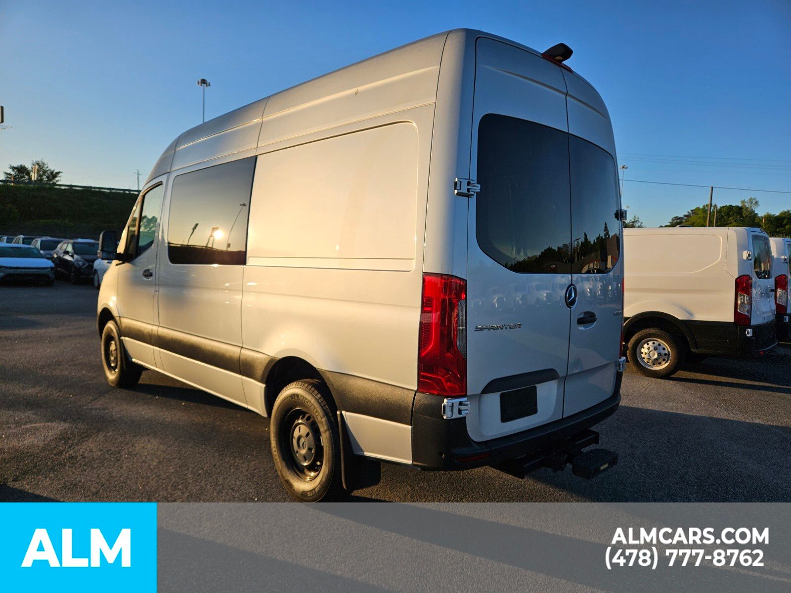 Vehicle image 5 of 24