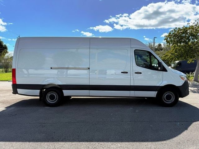 2022 Mercedes-Benz Sprinter Cargo