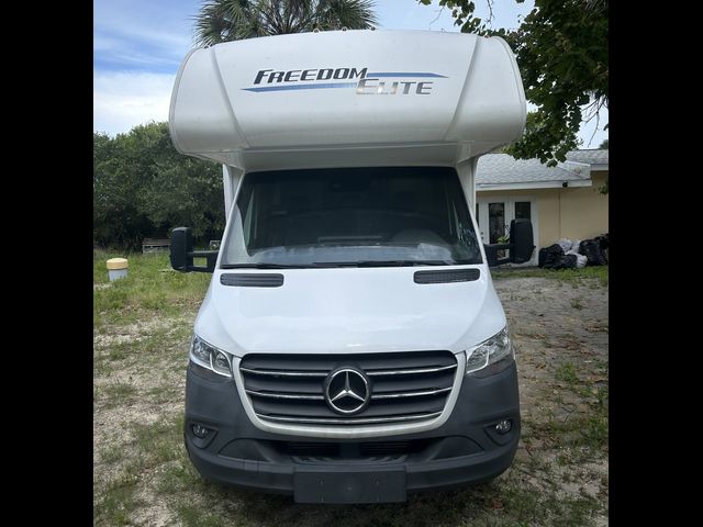 2022 Mercedes-Benz Sprinter Chassis