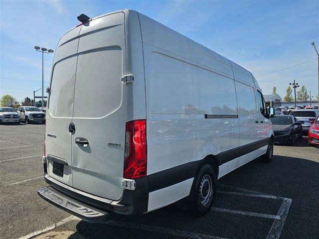 2022 Mercedes-Benz Sprinter Cargo