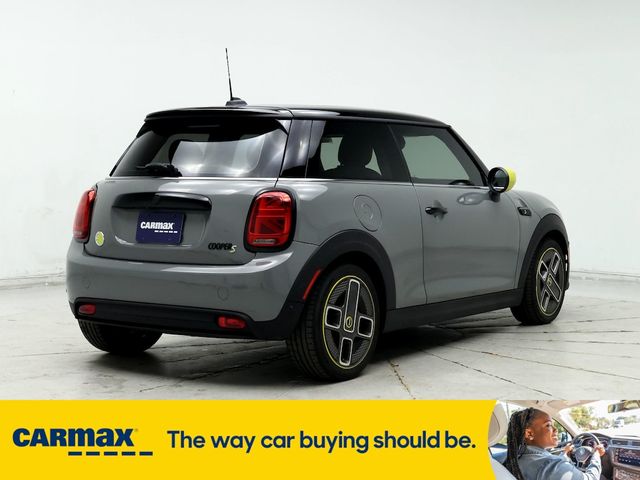 2022 MINI Cooper Hardtop SE