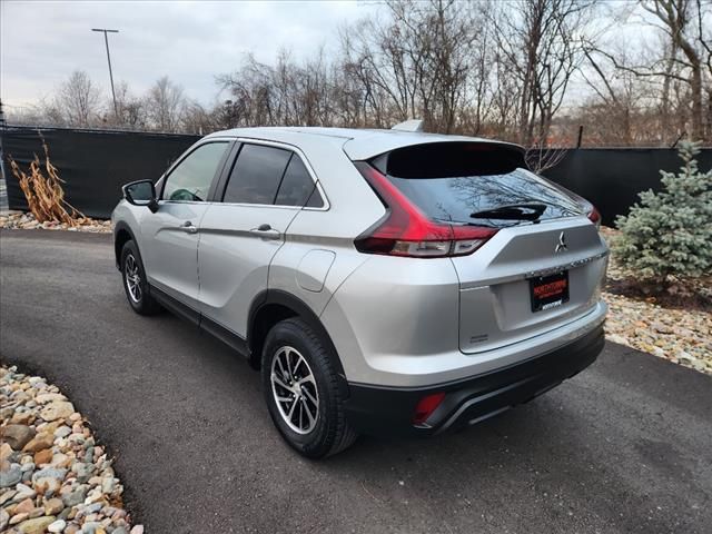 2022 Mitsubishi Eclipse Cross ES