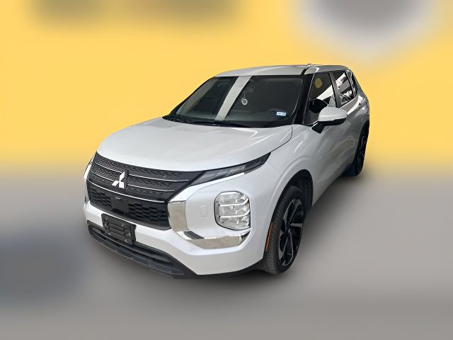 2022 Mitsubishi Outlander ES