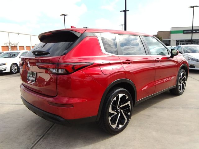 2022 Mitsubishi Outlander ES