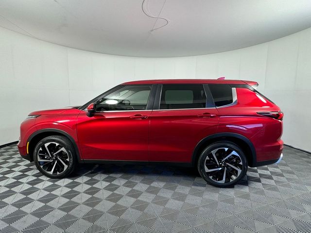 2022 Mitsubishi Outlander SE