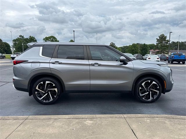 2022 Mitsubishi Outlander SE Launch Edition