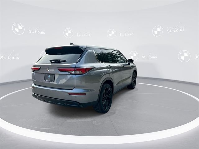 2022 Mitsubishi Outlander SE