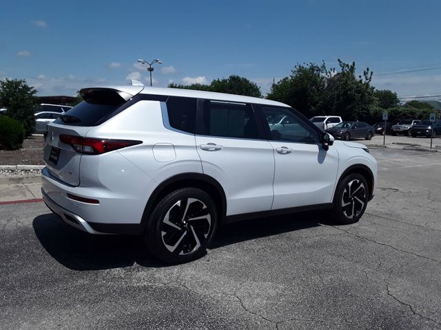 2022 Mitsubishi Outlander 