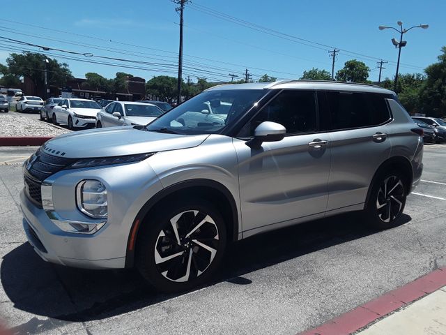 2022 Mitsubishi Outlander 