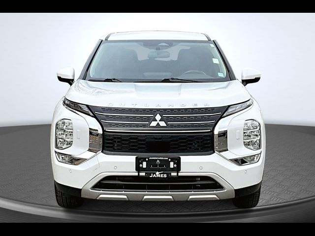 2022 Mitsubishi Outlander 