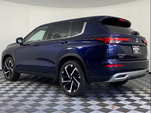 2022 Mitsubishi Outlander SE