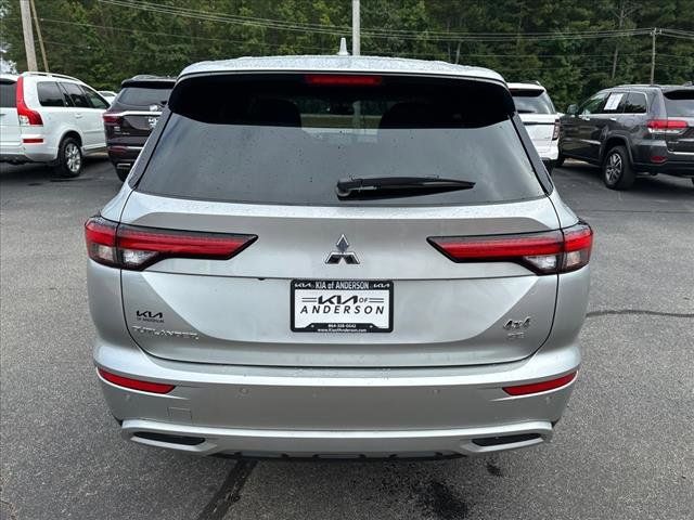 2022 Mitsubishi Outlander 