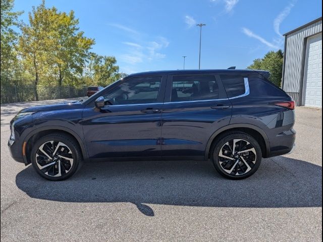 2022 Mitsubishi Outlander 