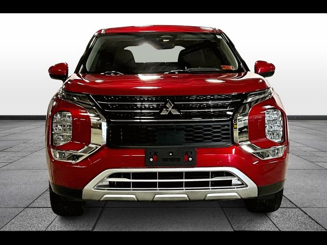 2022 Mitsubishi Outlander 