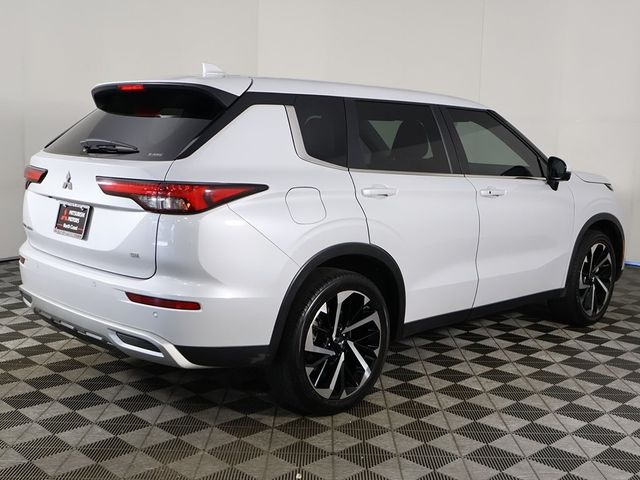 2022 Mitsubishi Outlander SE