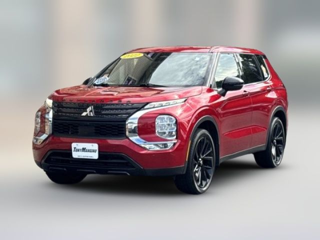 2022 Mitsubishi Outlander Black Edition