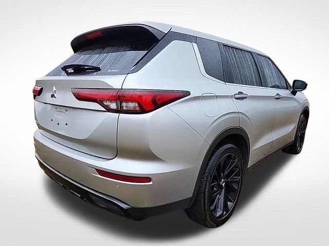 2022 Mitsubishi Outlander 