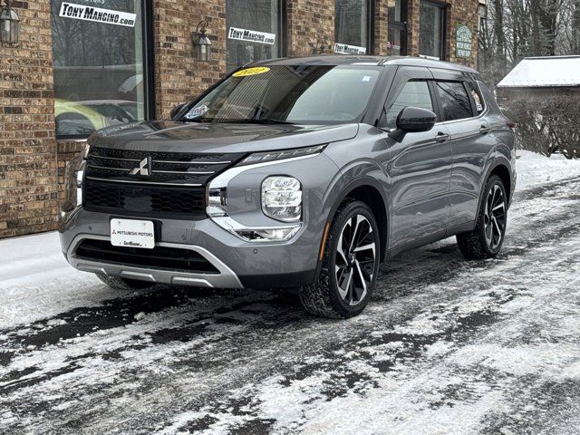 2022 Mitsubishi Outlander SE