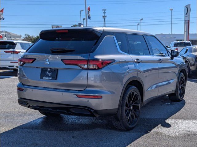 2022 Mitsubishi Outlander 