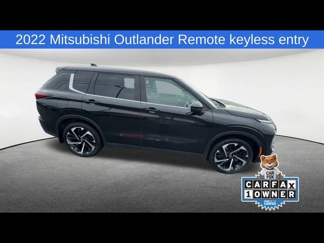 2022 Mitsubishi Outlander SE