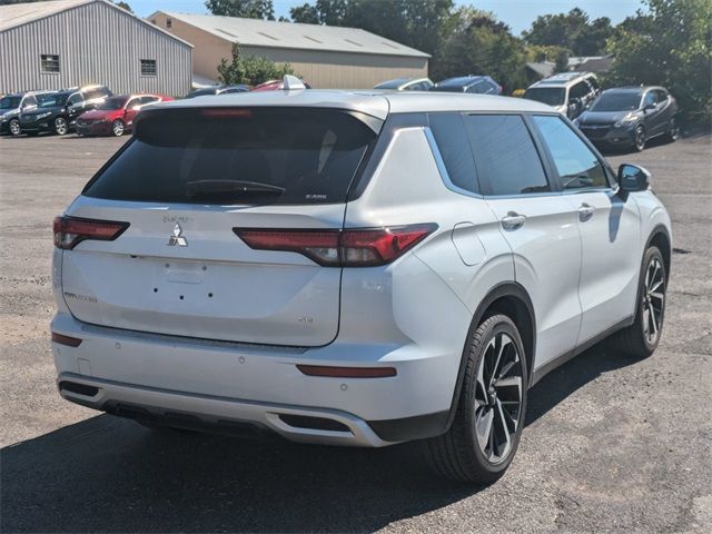 2022 Mitsubishi Outlander 