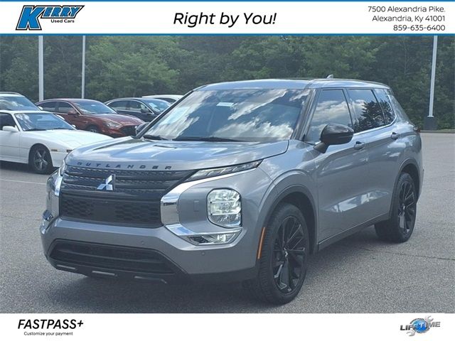 2022 Mitsubishi Outlander 