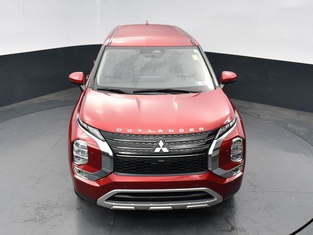 2022 Mitsubishi Outlander SE